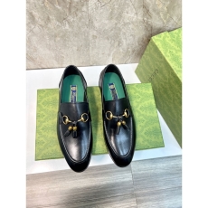 Gucci Leather Shoes